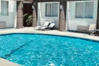 Country Inn & Suites by Radisson, San Jose International Airport, CA - Family