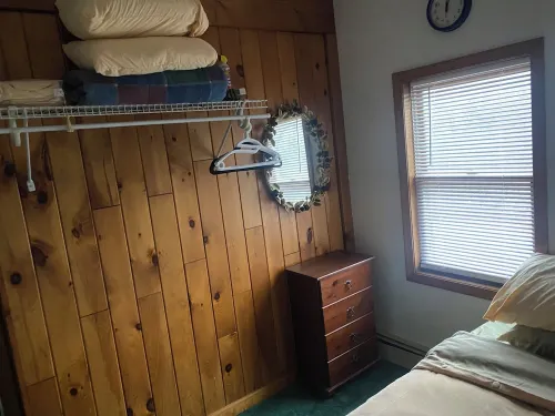 Cozy 1-bedroom apartment with AC, WiFi in charming Port Jervis Hotels in Deerpark