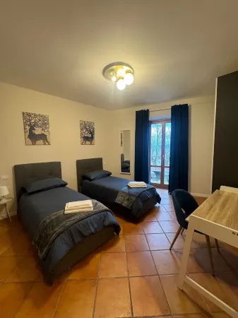 LAKEFRONT IN THE HISTORIC CENTER