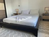 Lovely & spacious apt in Ennasr Hotels in Ariana