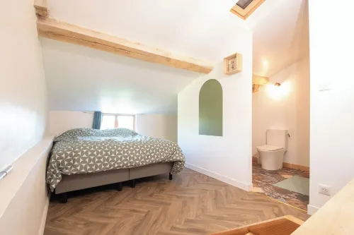 Gite Mondurausse with swimming pool and breathtaking views Hotels in Monclar-de-Quercy