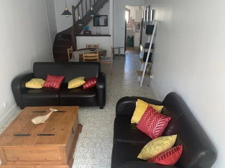 Two-storey house, vacations, cures and business trips Отели в г. Сожон