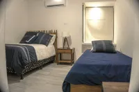 Tropical Exclusive Getaway ! Full  A-C Pool Jacuzzy Private Beach Relax & Unwind