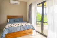 Verde Armonía Lodge Very close to Manuel Antonio beach Beautiful mountain views Hotels in Naranjito