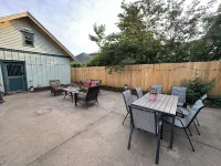 The Grand Rapidian- Historic 4-bedroom House with Fenced in Yard! Pet Friendly!