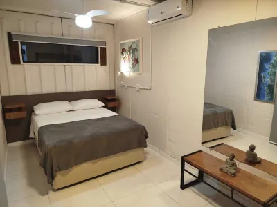 LAND OF PALM TREES CONTAINER HOUSE Hotels in Mozambique Beach