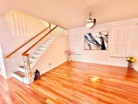 Spacious 7-bedroom villa in brilliant Merced with WiFi, fitness room, AC