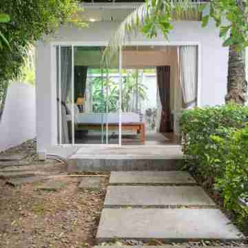 Luxury Botanical Modern Villa Large Private Pool Hotel Exterior