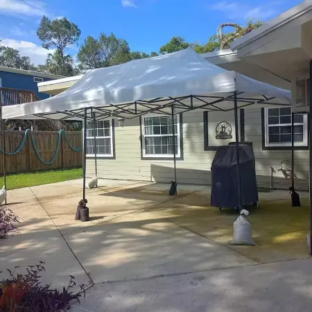 Charming House with Boat Dock in Serene Inglis, Riverfront Deep Water Gulf Acces