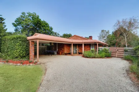 The Link Mansfield - Family Friendly Home - Sleeps 11 Отели рядом с достопримечательностью «Mansfield Mt.Buller Bus Lines»