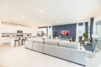 Spacious 9-bedroom Orlando vacation home