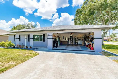 Newly remodeled house, 5 minutes from Indian River and 20 minutes from the ocean