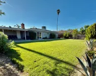 Chandelier Retreat 3Br/2BA/ King Bed /85”75”32” TVs/ Near Hard Rock Casino
