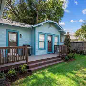 The Blue Bungalow Retreat Hotel Exterior