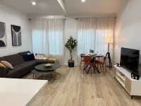 Comfy & calm 2 bedroom guest house near I-10, Temple city