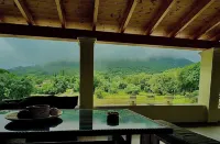 3-bedroom house in a peaceful area, close to sea, with WiFi, AC, Free Parking.