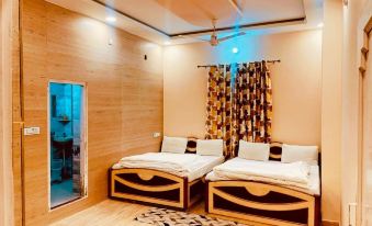 Sunrise Hotel & Restaurant