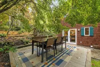 Charming English Cottage Retreat Near Fay Bainbridge Park – Sleeps 6 Hotel in zona Stretto di Puget
