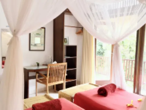 Kelimutu Crater Lakes Ecolodge Hotels in Ende