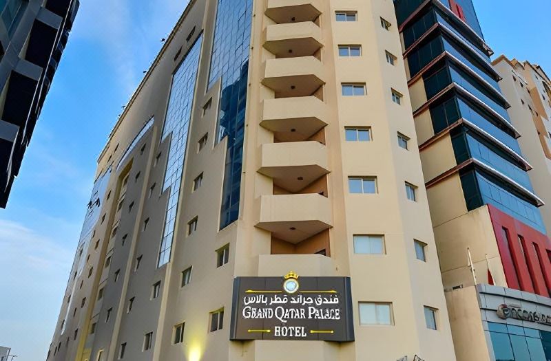 Cayam Hotel