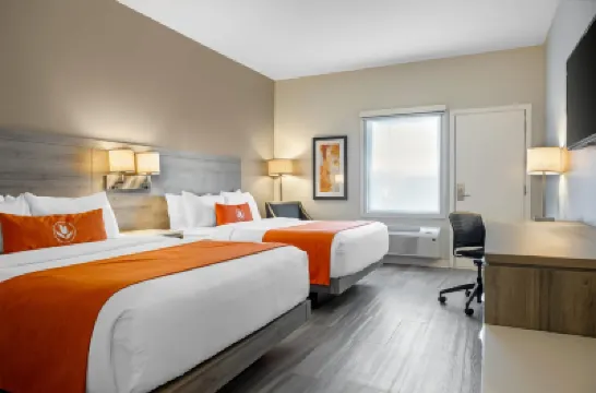 Amsterdam Inn & Suites Hotel di 