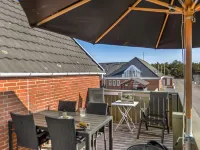 "Reimund" - 2.3km from the Sea