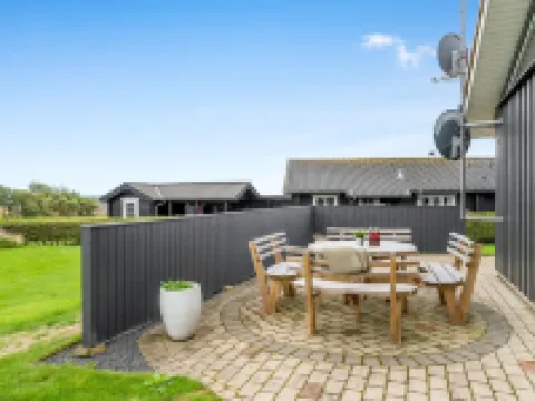 "Malila" - 400m to the Fjord