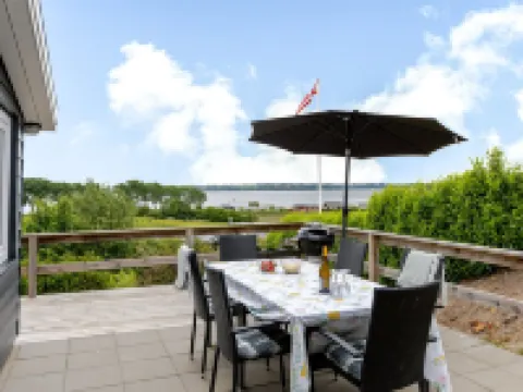 "Gyda" - 350m from the sea
