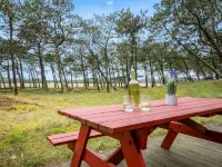 "Tove" - 1.5km from the Sea - parking