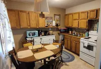 Button's Apartment-Cozy vintage-style 2-bedroom place in historic Batesville