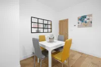 伊斯頓的一卧室公寓配沙发床