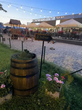 Dubno Eat & Sleep Отели в г. Тренчьянске Теплице