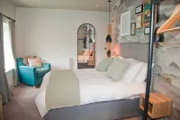 더 데번셔 암스 포필드헤드 호텔