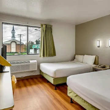 Motel 6 Ogden, UT- Downtown