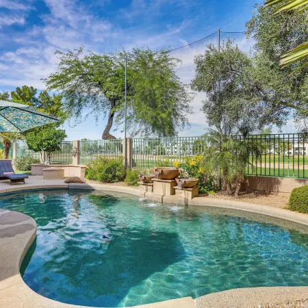 Golfer Oasis w/ Pool & Putting Green in Goodyear!