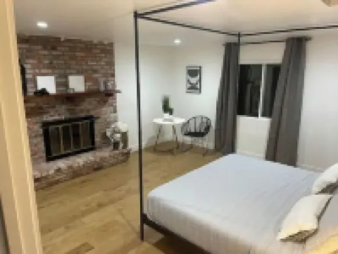 Cheerful Cozy Home Recently Remodeled