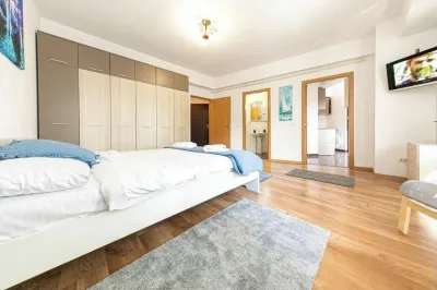 Modern Studio 5min from Old Town  호텔