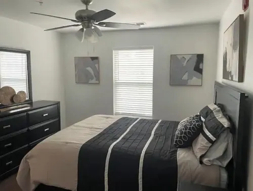 Southside Suite Living, Spacious 2 Bedroom/2 Bath