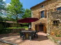 Blanquefort Hill Retreat Hotels in Blanquefort-sur-Briolance