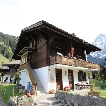 Chalet in Lenk near Simmen Falls