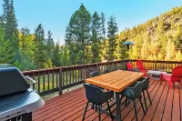 Peaceful 3-bedroom cabin 20 minutes to Winter Park Resort - hot tub, EV charger