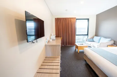 Foreshore Hotel Отели рядом с достопримечательностью «The Peter Rabbit Garden»