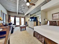 The Timberline Condominiums Hotels in Pitkin County