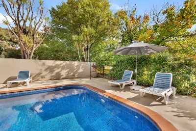 Beechworth Motor Inn Hotels near Pennyweight Winery