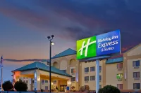 Holiday Inn Express & Suites ST. LOUIS WEST - FENTON by IHG - parking