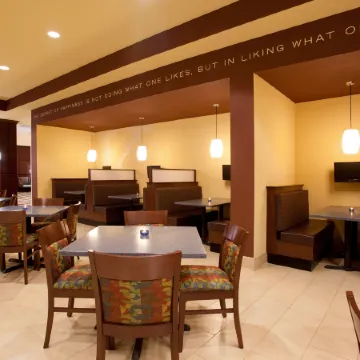 Holiday Inn ST. LOUIS-FAIRVIEW HEIGHTS by IHG