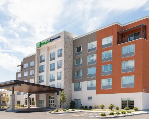โรงแรม ฮอลิเดย์ อินน์ เอ็กซ์เพรส แอนด์ สวีทส์ แซนดัสกี บาย IHG โรงแรมในแซนดัสกี