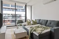 Yarra River 2BR Escape in Abbotsford Hotels in Abbotsford