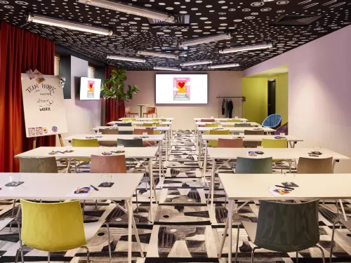 Mama Shelter Paris la Défense Espaces Affaires Photos