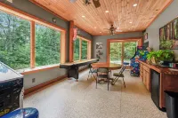 Mountain Home in Ellicottville - Close to Village Hotels in Mansfield